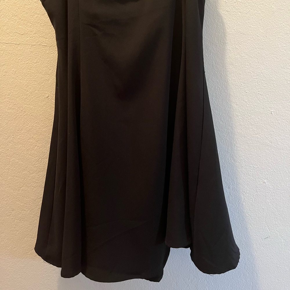 Suspender Dress / Skirt - Picture 2 of 6
